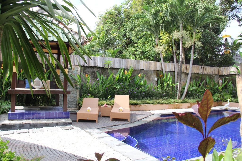 The Catur Villa เซมินยัค ภายนอก รูปภาพ